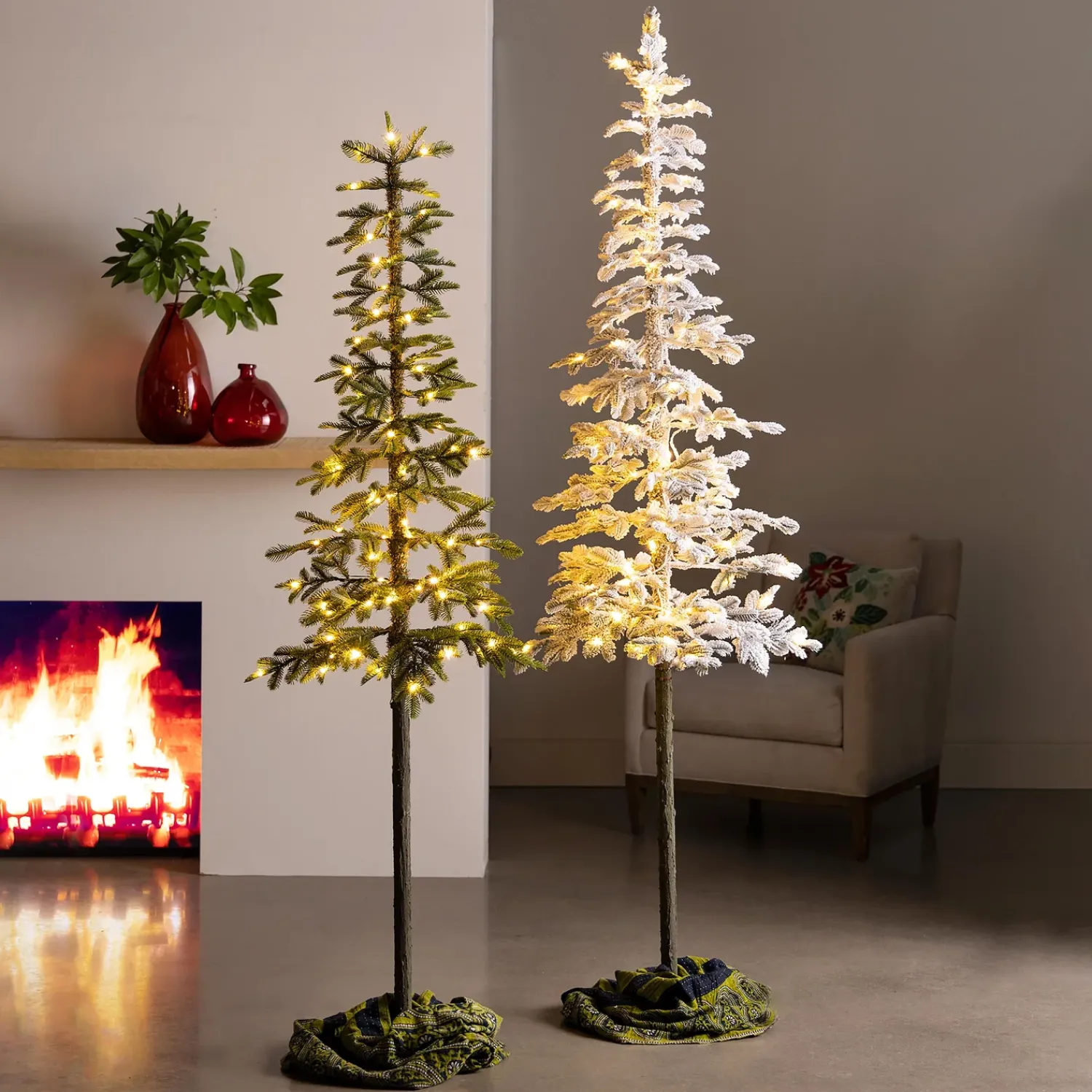 Plow & Hearth Lighted Trees & Garlands>7' Monte Rosa Flocked Alpine Fir Christmas Tree with 200 Warm White LEDs