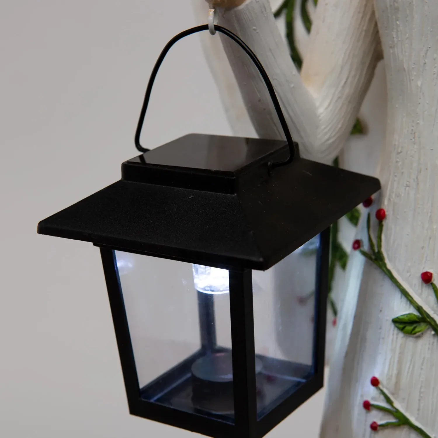 Plow & Hearth Garden Statues|Solar Accents>Angel Garden Statue with Solar Lantern