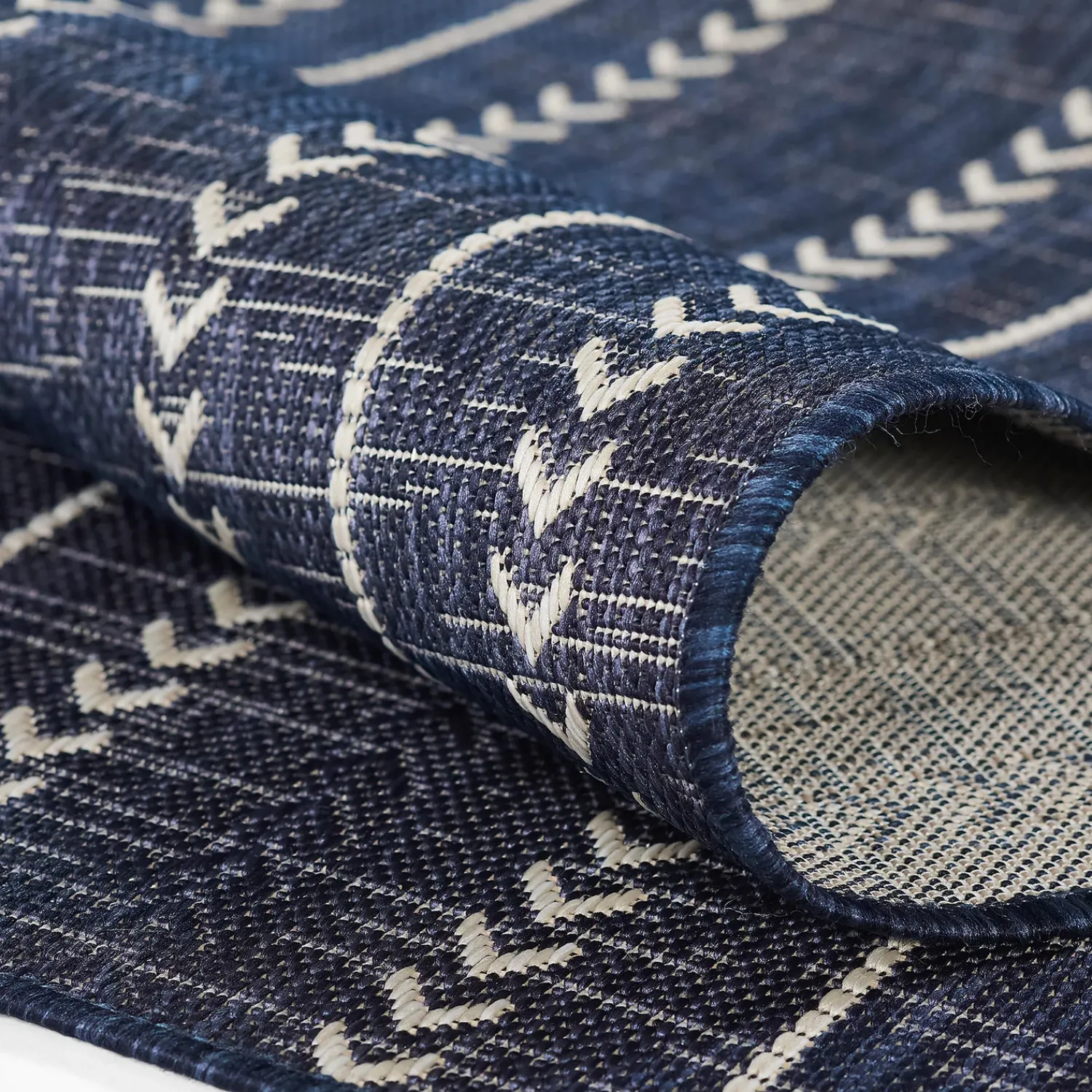 Plow & Hearth Area Rugs>Arabella Stripe Polypropylene Rug, 3'3" x 5' Navy