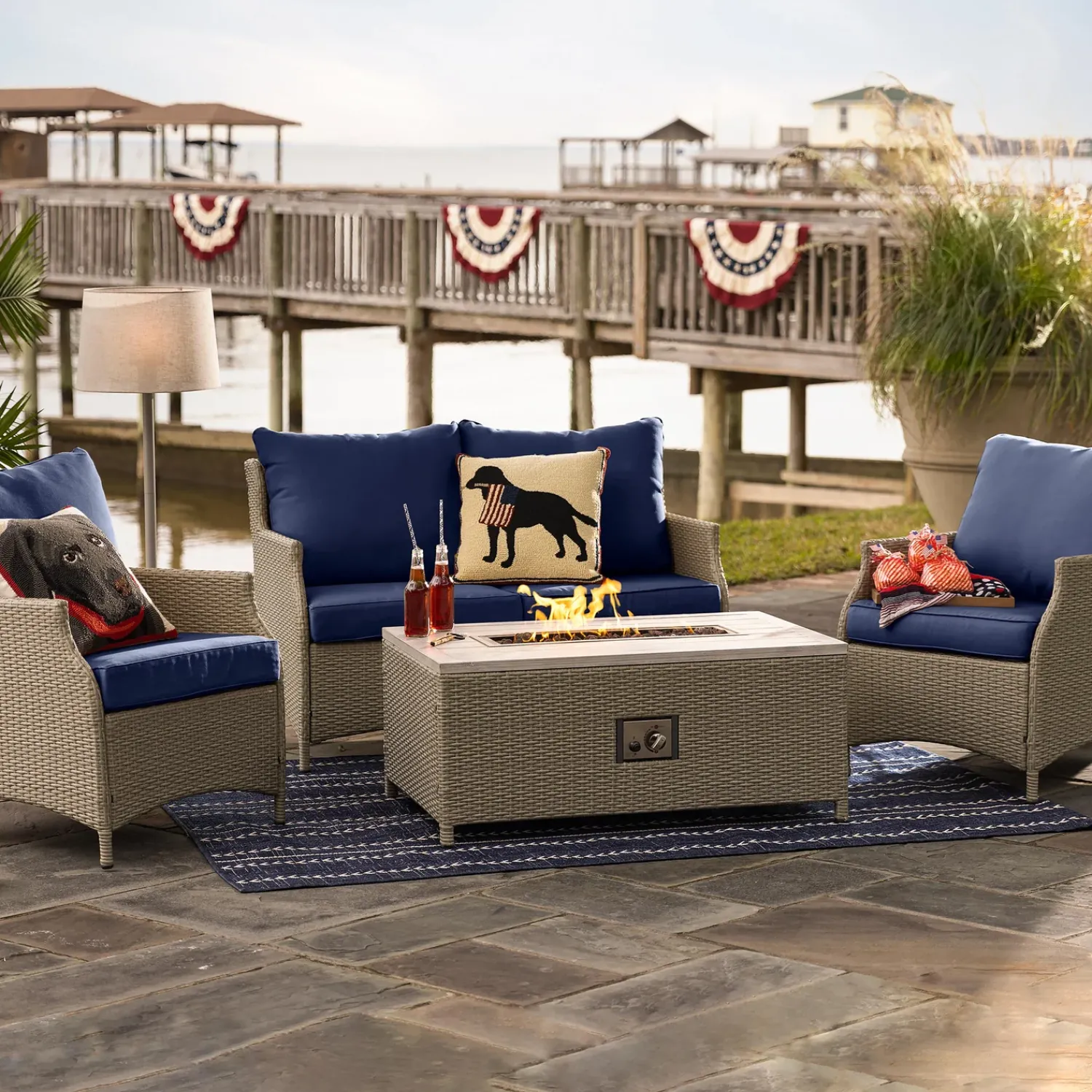 Plow & Hearth Area Rugs>Arabella Stripe Polypropylene Rug, 5'3" x 7' Navy