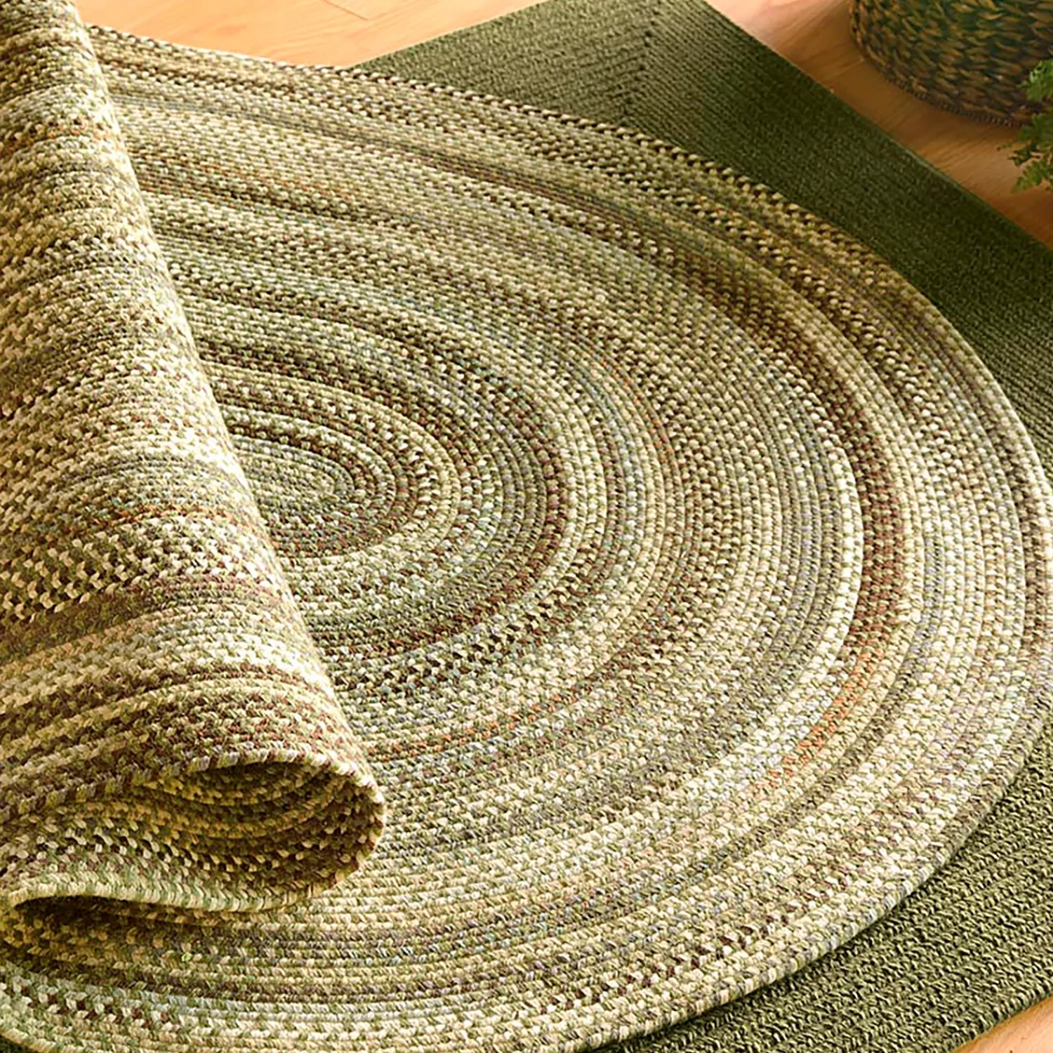 Plow & Hearth Area Rugs>Bear Creek Oval Braided Wool Blend Rug, 27"x 9'