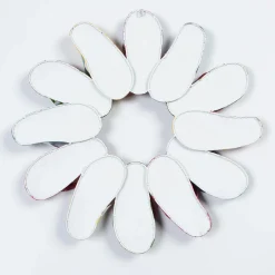 Plow & Hearth Wreaths><noscript><img width=