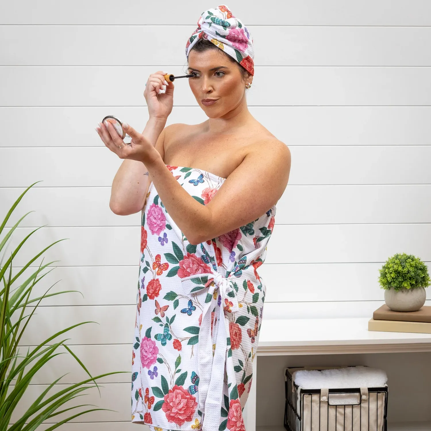 Plow & Hearth Bath Accessories>Butterfly Toile Quick Dry Hair Wrap