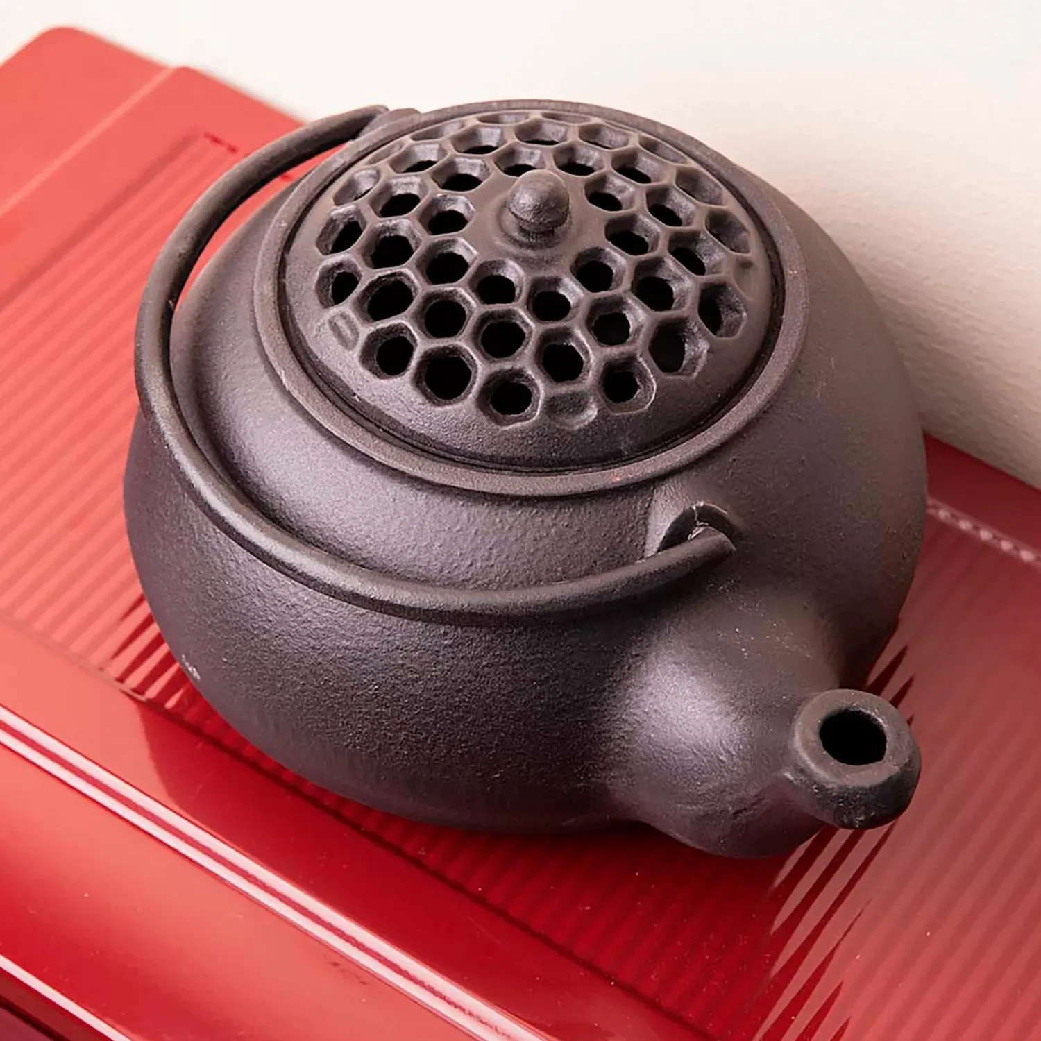 Plow & Hearth Woodstove Steamers>Cast Iron Wood Stove Kettle Steamer with Lattice Design Black