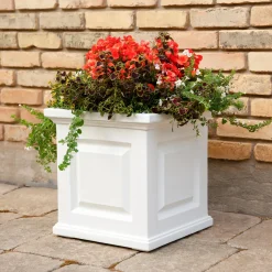 Plow & Hearth Planters & Plant Stands><noscript><img width=