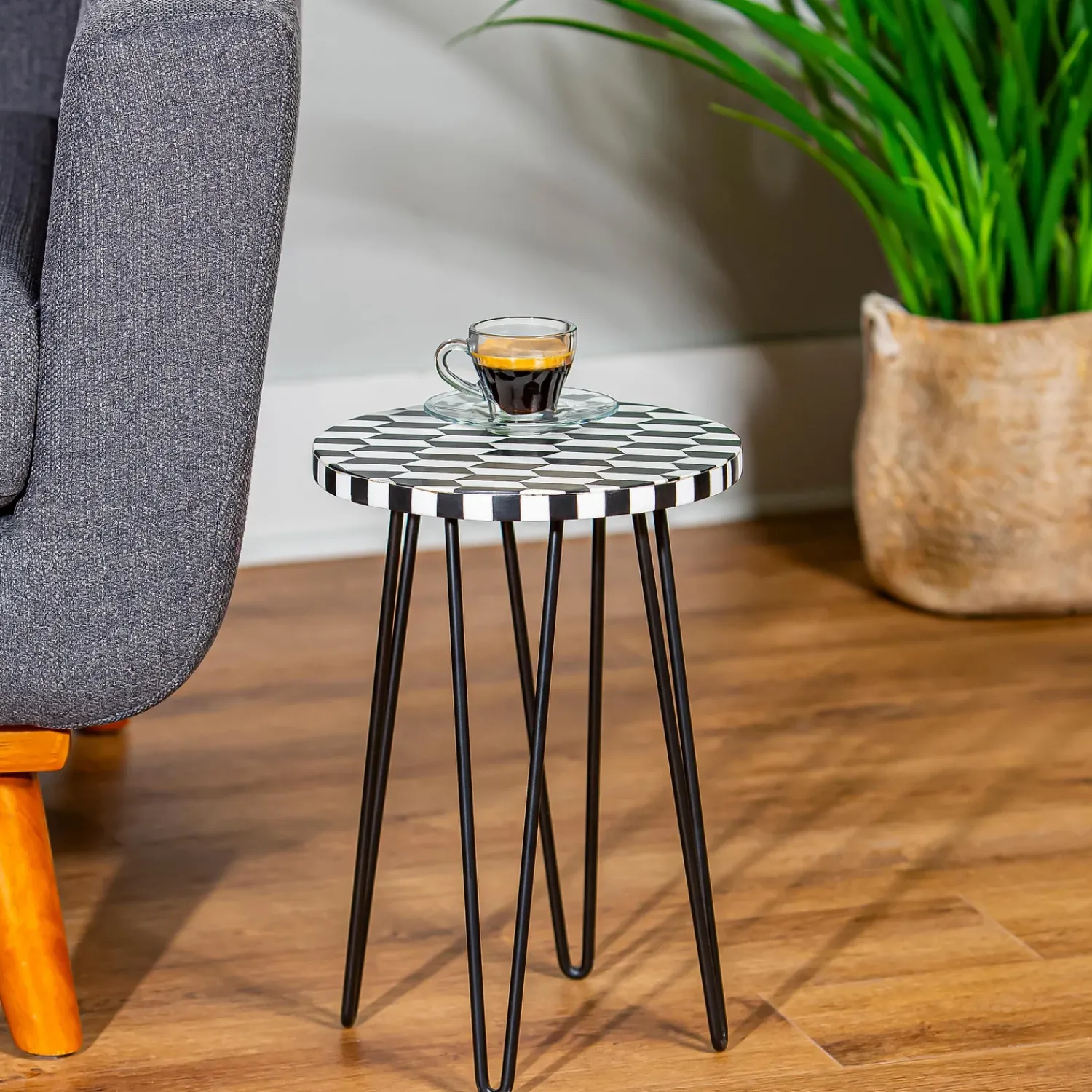 Plow & Hearth Planters & Plant Stands|Accent Tables>Checkered Plant Stand with Metal Legs
