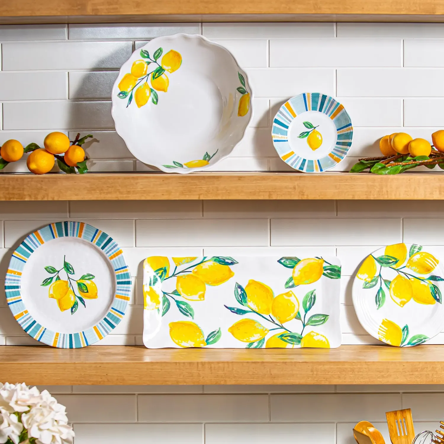 Plow & Hearth Plates & Platters>Coastal Citrus Melamine Salad Plate, 8.5"