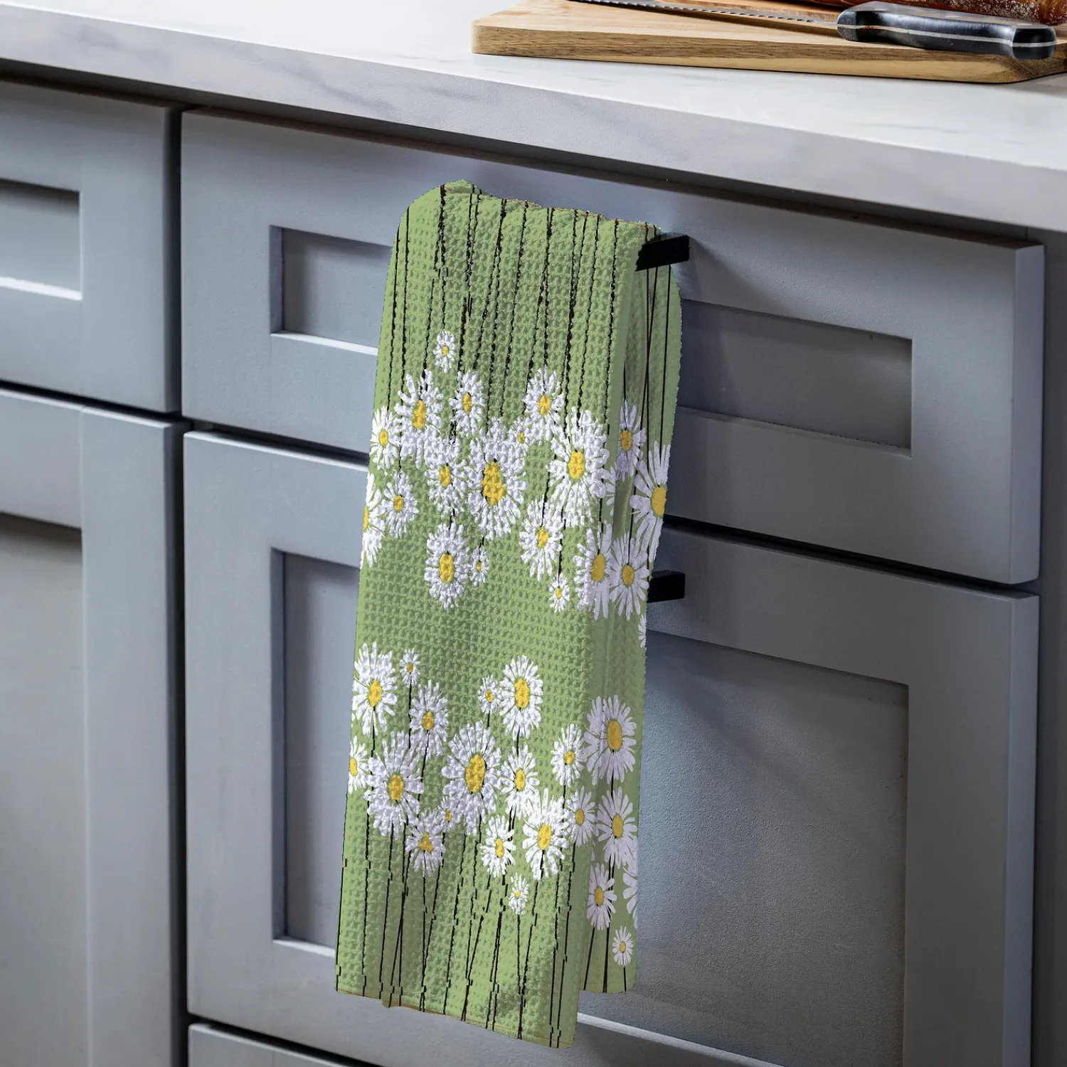 Plow & Hearth Kitchen Linens>Daisy Scape Quick Dry Kitchen Towel, 18" x 30"