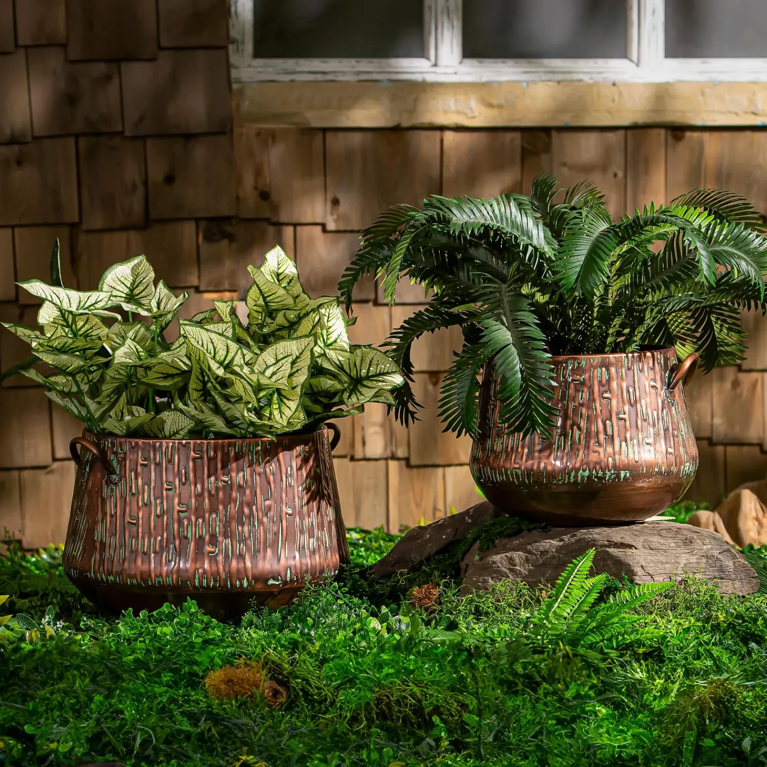 Plow & Hearth Planters & Plant Stands>Embossed Ribbed Planter with Handles, Nested Set of 2