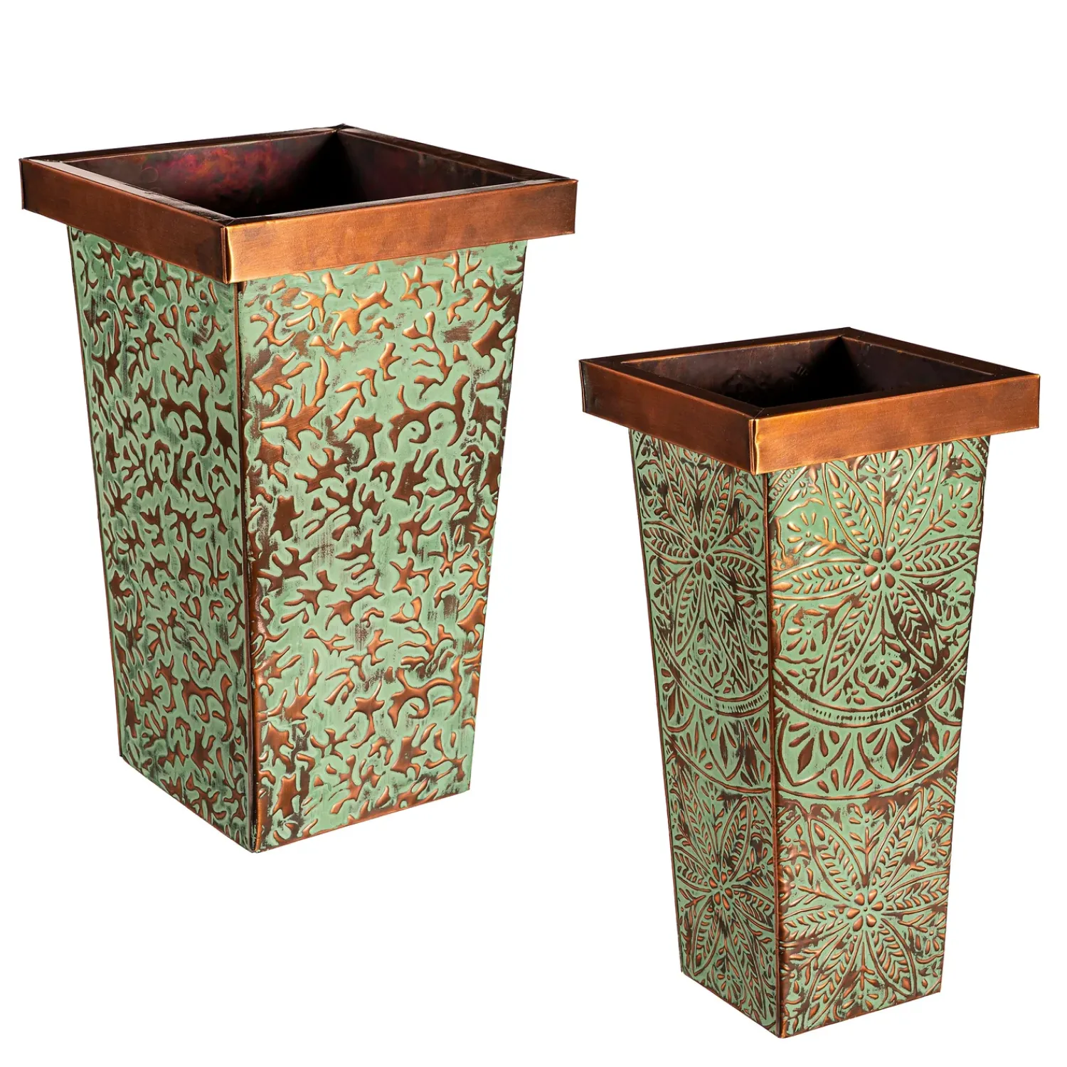 Plow & Hearth Planters & Plant Stands>Embossed Square Door Planter, Nested Set of 2