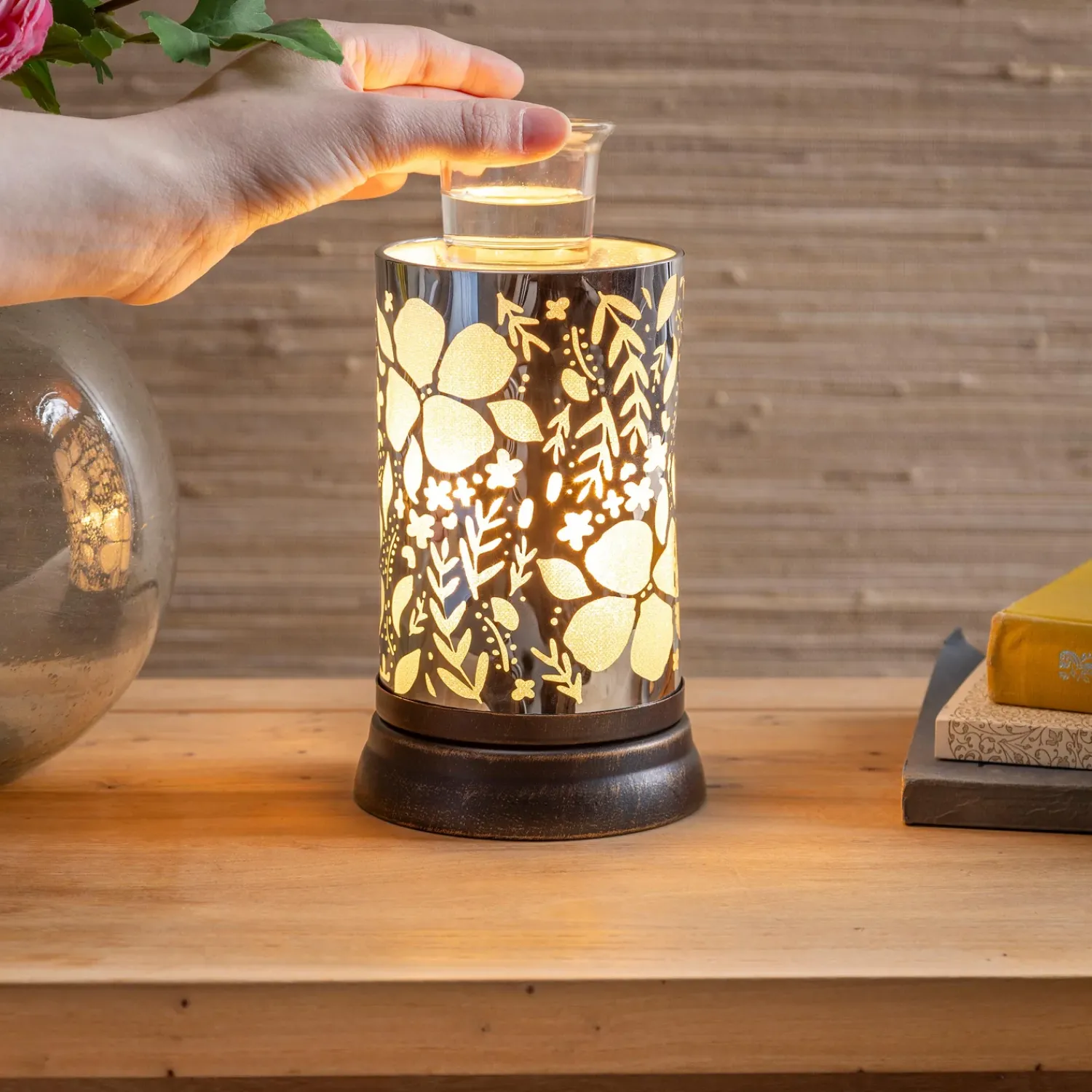 Plow & Hearth Decorative Accents|Candles & Lanterns>Floral Aromatherapy Oil Warmer, 7"H