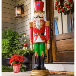 Plow & Hearth Garden Statues>Giant Nutcracker Statue
