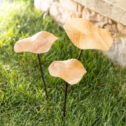 Plow & Hearth Garden Stakes>Hand-Carved Wood Mushroom Metal Stakes, Set Of 3