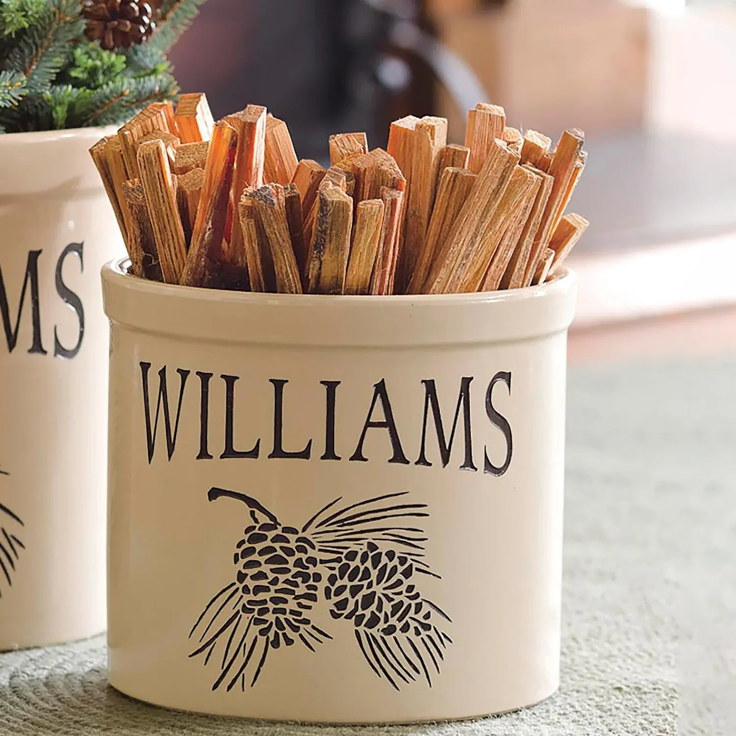 Plow & Hearth Planters & Plant Stands>Handcrafted USA-Made Double Pinecone Personalized 2 Gallon Crock Black