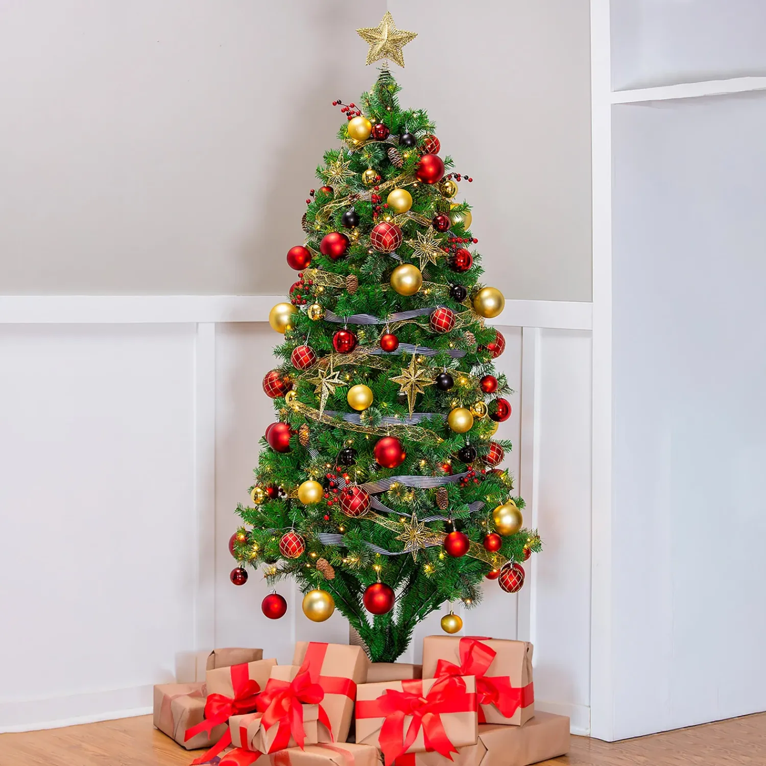 Plow & Hearth Lighted Trees & Garlands|Lighted Accents>Holiday Traditions Complete Christmas Tree Kit with 250 Lights and 140 Decorations, 7½'H