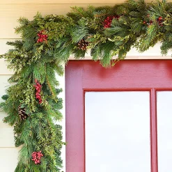 Plow & Hearth Lighted Trees & Garlands>Holiday Woodland Evergreens 12'L Garland