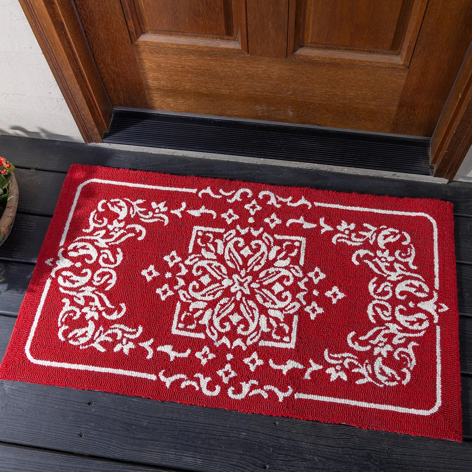 Plow & Hearth Hooked Rugs>Indoor/Outdoor Bandana Polypropylene Hooked Rug
