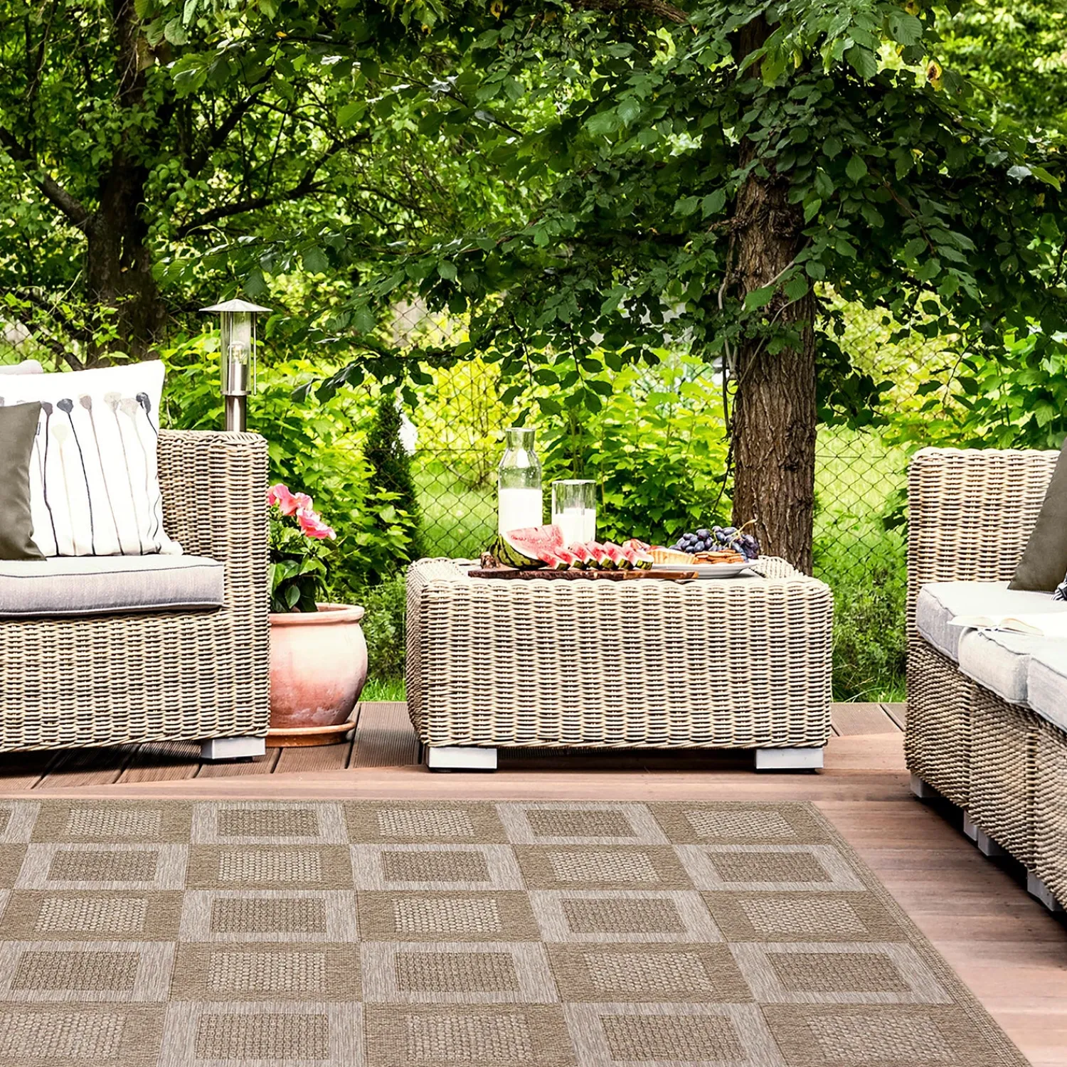 Plow & Hearth Area Rugs>Indoor/Outdoor Beachcomber Squares Rug, 5'3" x 7'3" Natural