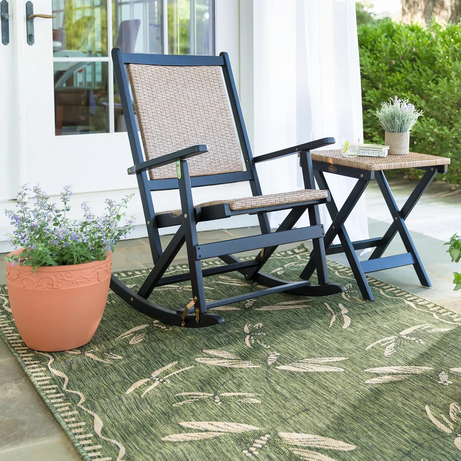 Plow & Hearth Area Rugs>Indoor/Outdoor Dragonfly Rug, 4'10" x 7'6"