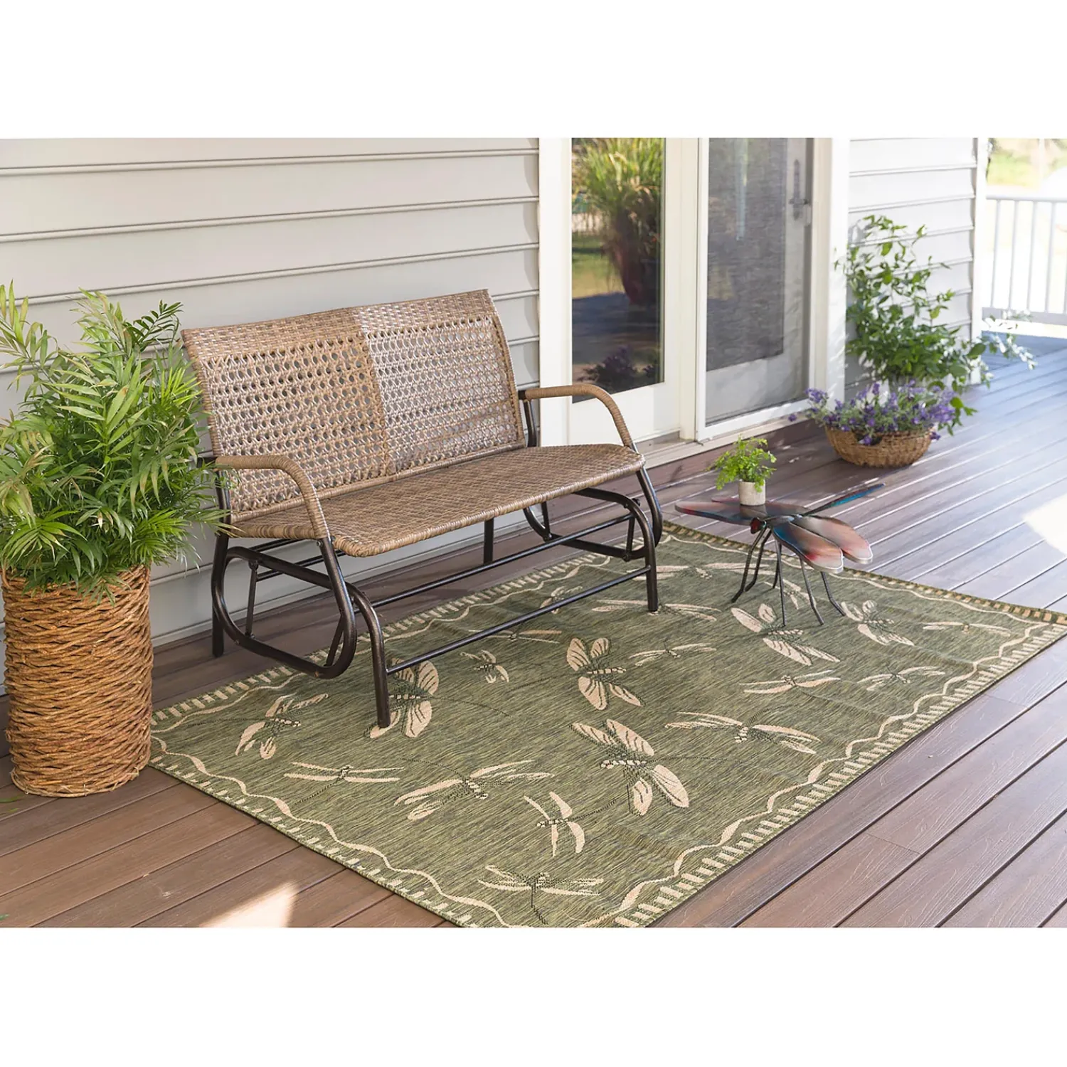 Plow & Hearth Area Rugs>Indoor/Outdoor Dragonfly Rug, 4'10" x 7'6"