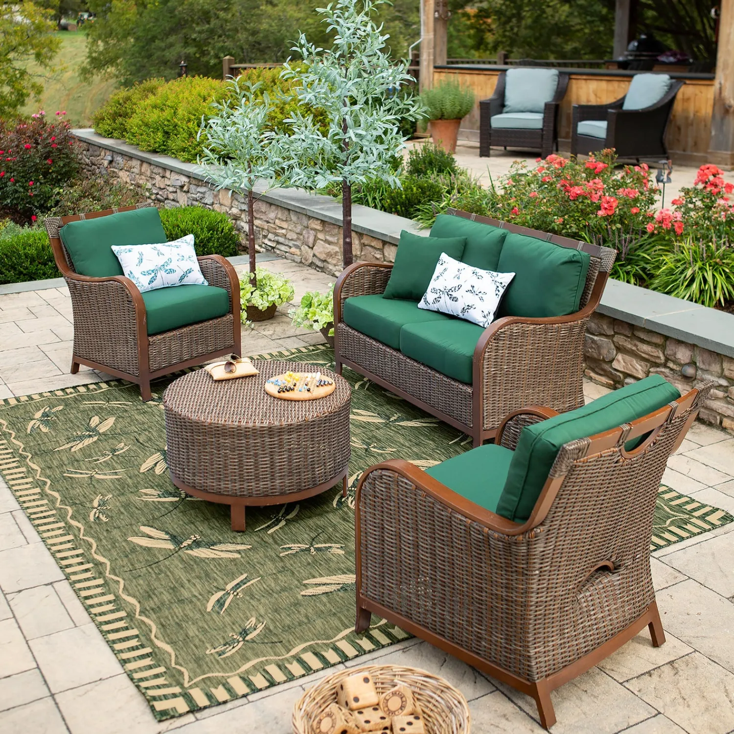 Plow & Hearth Area Rugs>Indoor/Outdoor Dragonfly Rug, 7'10" x 9'10"