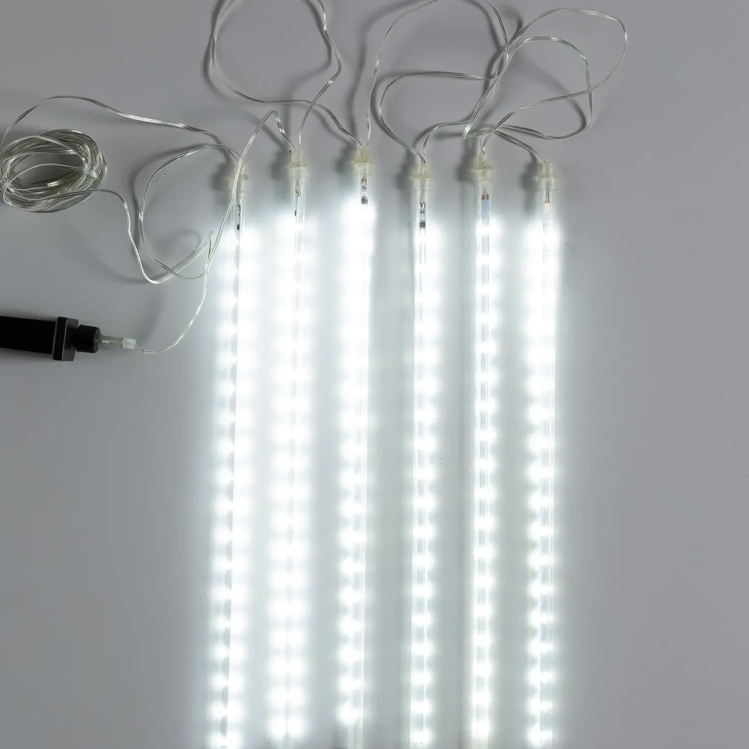Plow & Hearth String Lights>Indoor/Outdoor Electric Icicle Chasing Lights with Cool White LEDs