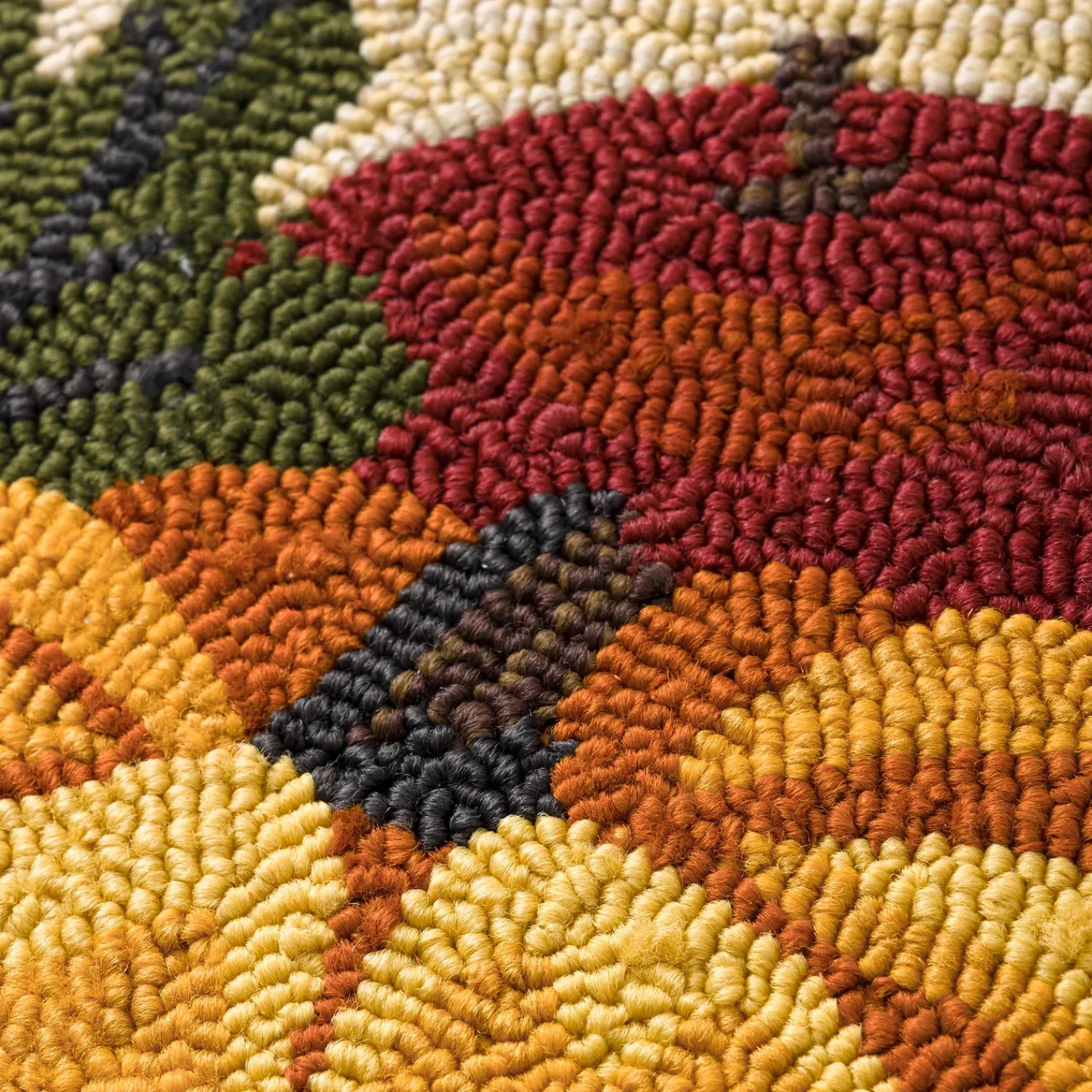 Plow & Hearth Hooked Rugs>Indoor/Outdoor Fall Bounty Hooked Polypropylene Accent Rug