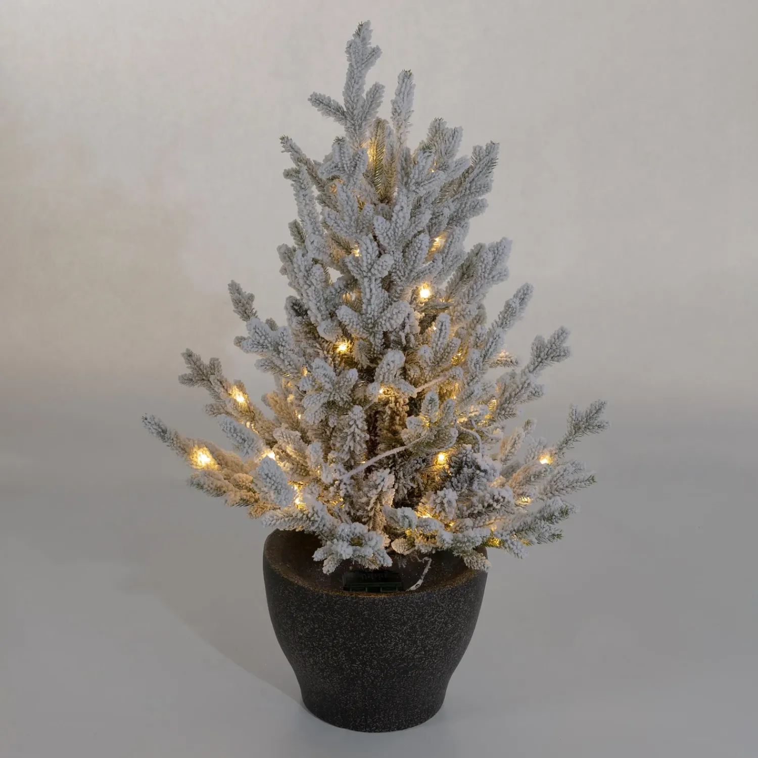 Plow & Hearth Lighted Trees & Garlands>Indoor/Outdoor Flocked Roanoke Spruce Potted Tree with Warm White LEDs