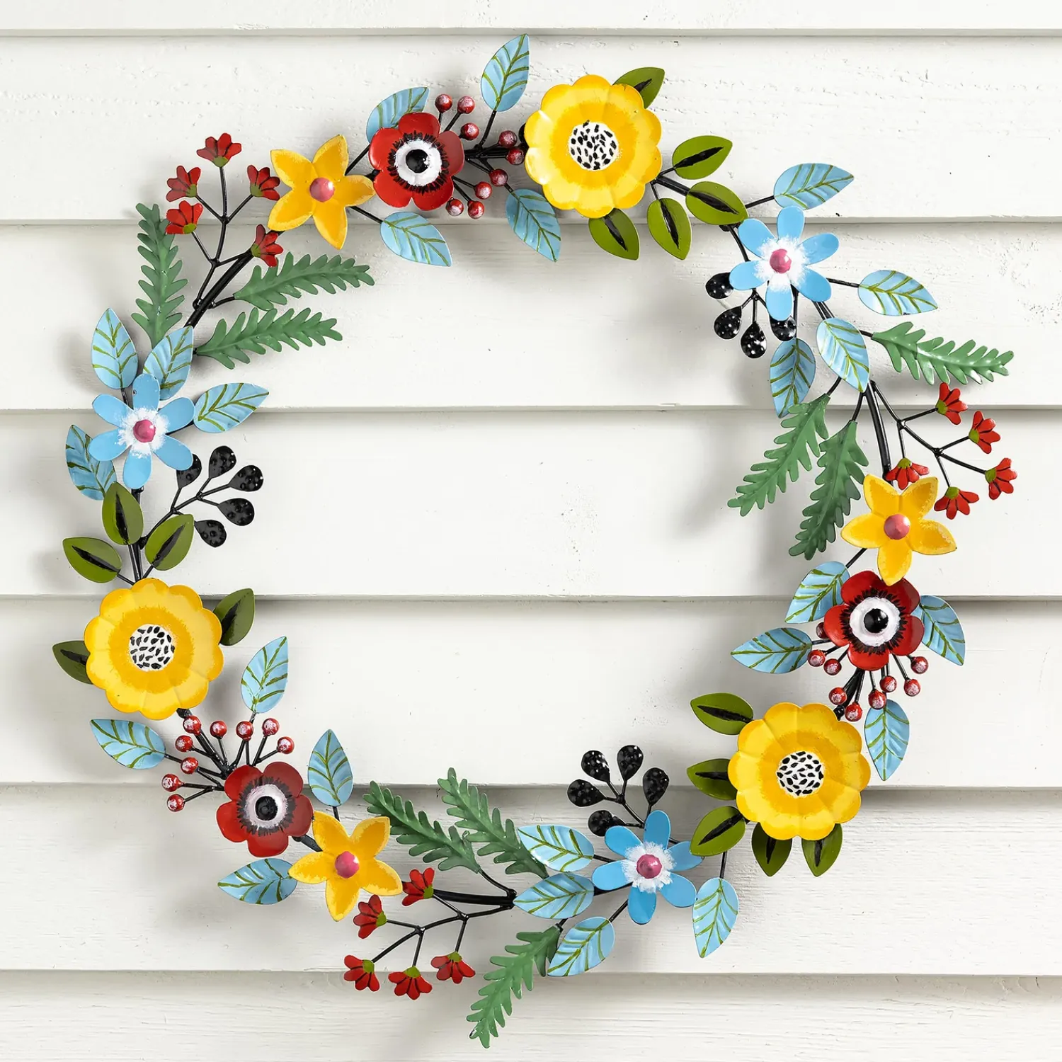 Plow & Hearth Wreaths>Indoor/Outdoor Floral and Berry Metal Wreath