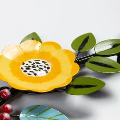 Plow & Hearth Wreaths><noscript><img width=