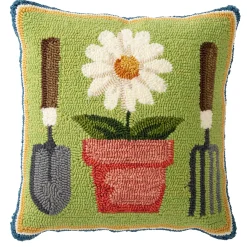 Plow & Hearth Outdoor Throw Pillows|Decorative Pillows>Indoor/Outdoor Garden Tools Hooked Polypropylene Throw Pillow
