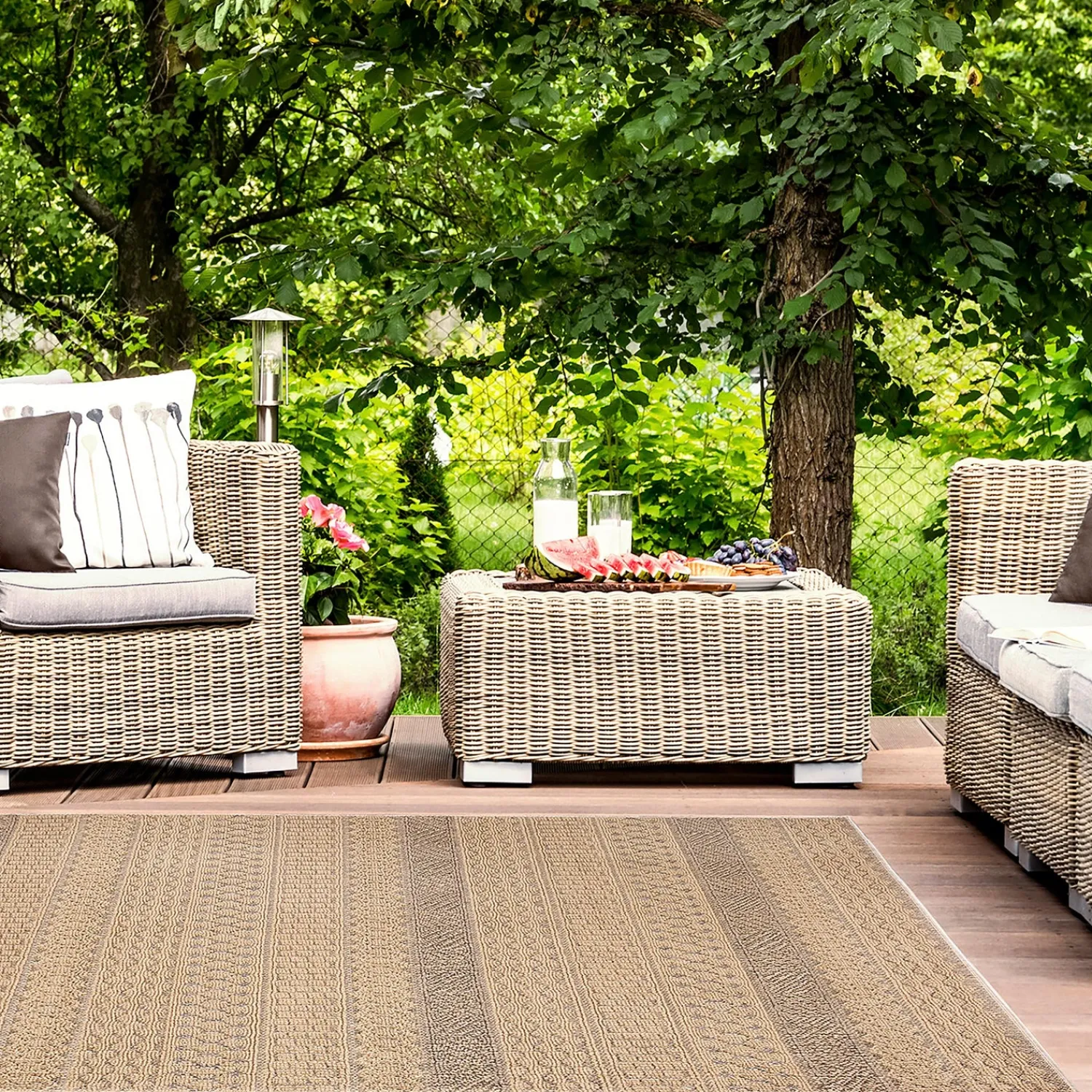 Plow & Hearth Area Rugs>Indoor/Outdoor Kitty Hawk Striped Rug, 5'3" x 7'3"