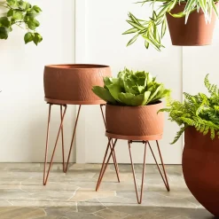 Plow & Hearth Planters & Plant Stands>Indoor/Outdoor Planters with Legs with Terra Cotta Finish, Set of 2