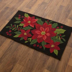 Plow & Hearth Hooked Rugs>Indoor/Outdoor Poinsettia Hooked Polypropylene Accent Rug
