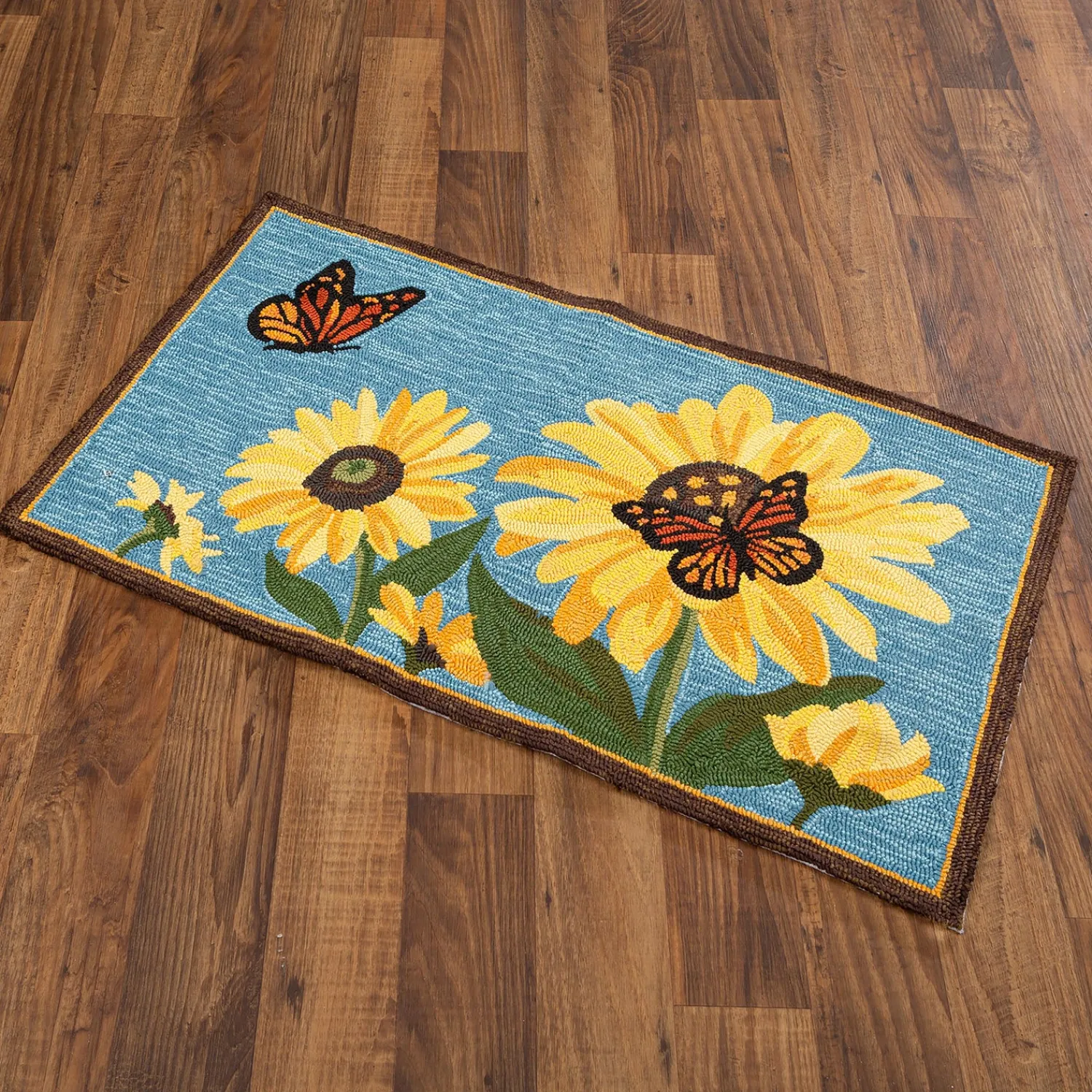 Plow & Hearth Hooked Rugs>Indoor/Outdoor Sunflower and Butterfly Hooked Polypropylene Accent Rug