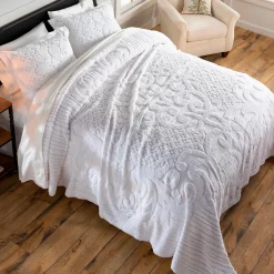 Plow & Hearth Quilts & Bedspreads|Sheets><noscript><img width=