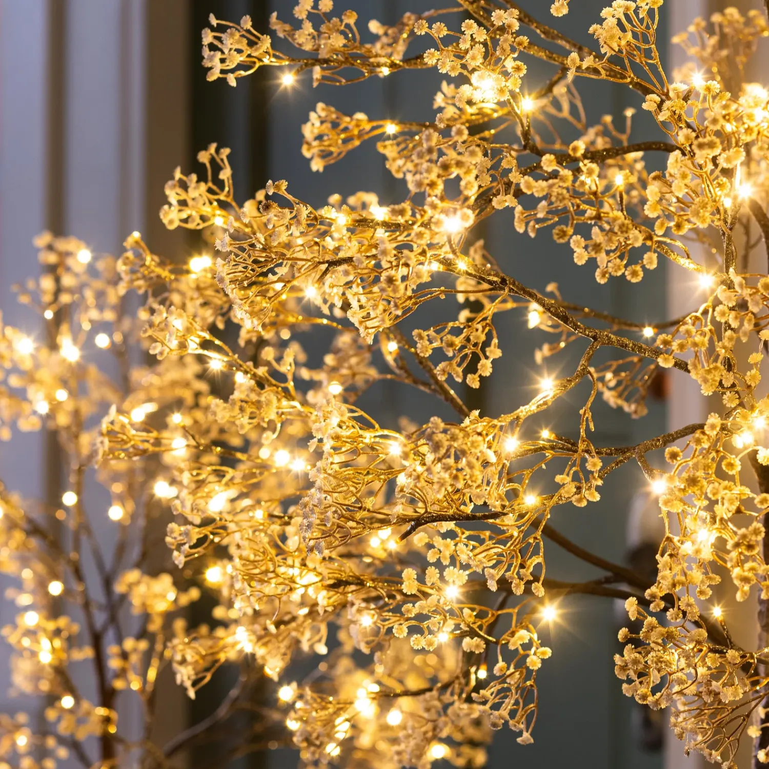 Plow & Hearth Lighted Trees & Garlands>Large Indoor/Outdoor Electric Lighted Baby's Breath Tree, 6'H
