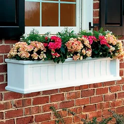 Plow & Hearth Planters & Plant Stands>Lexington Self-Watering Window Box with Hanging Brackets, 3'L White