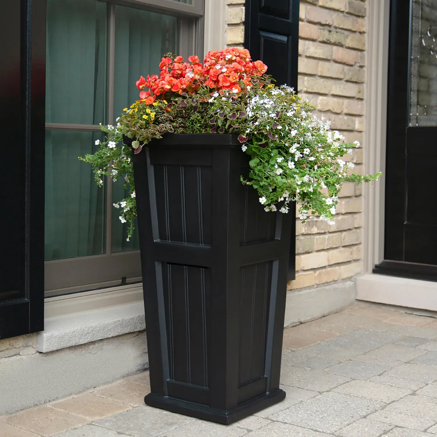 Plow & Hearth Planters & Plant Stands>Lexington Tall Self-Watering Planter, 32"H