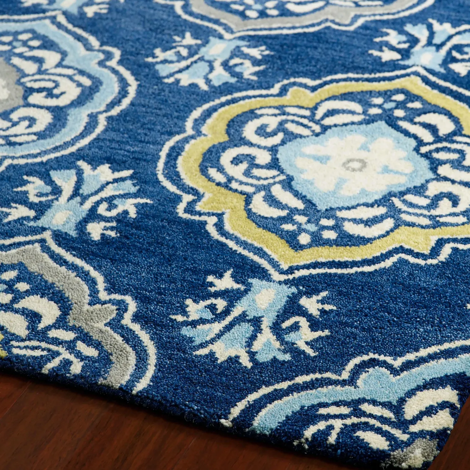Plow & Hearth Area Rugs>Meadow Perennial Wool Rug, 8' x 10'