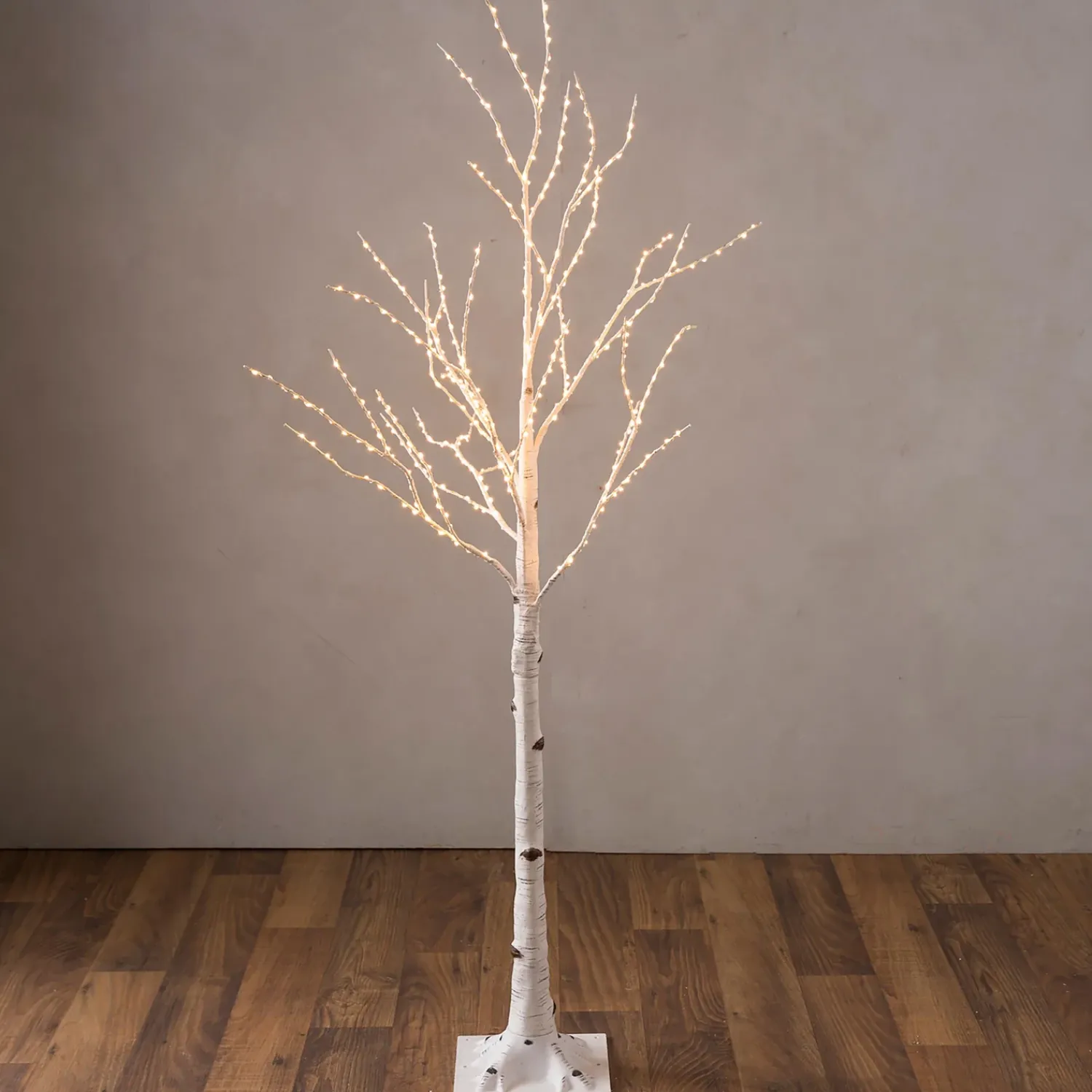 Plow & Hearth Lighted Trees & Garlands>Medium Indoor/Outdoor Birch Tree with 400 Warm Lights White