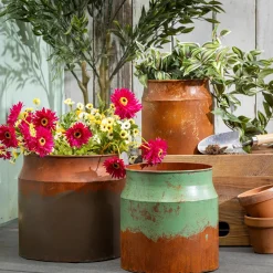Plow & Hearth Planters & Plant Stands><noscript><img width=