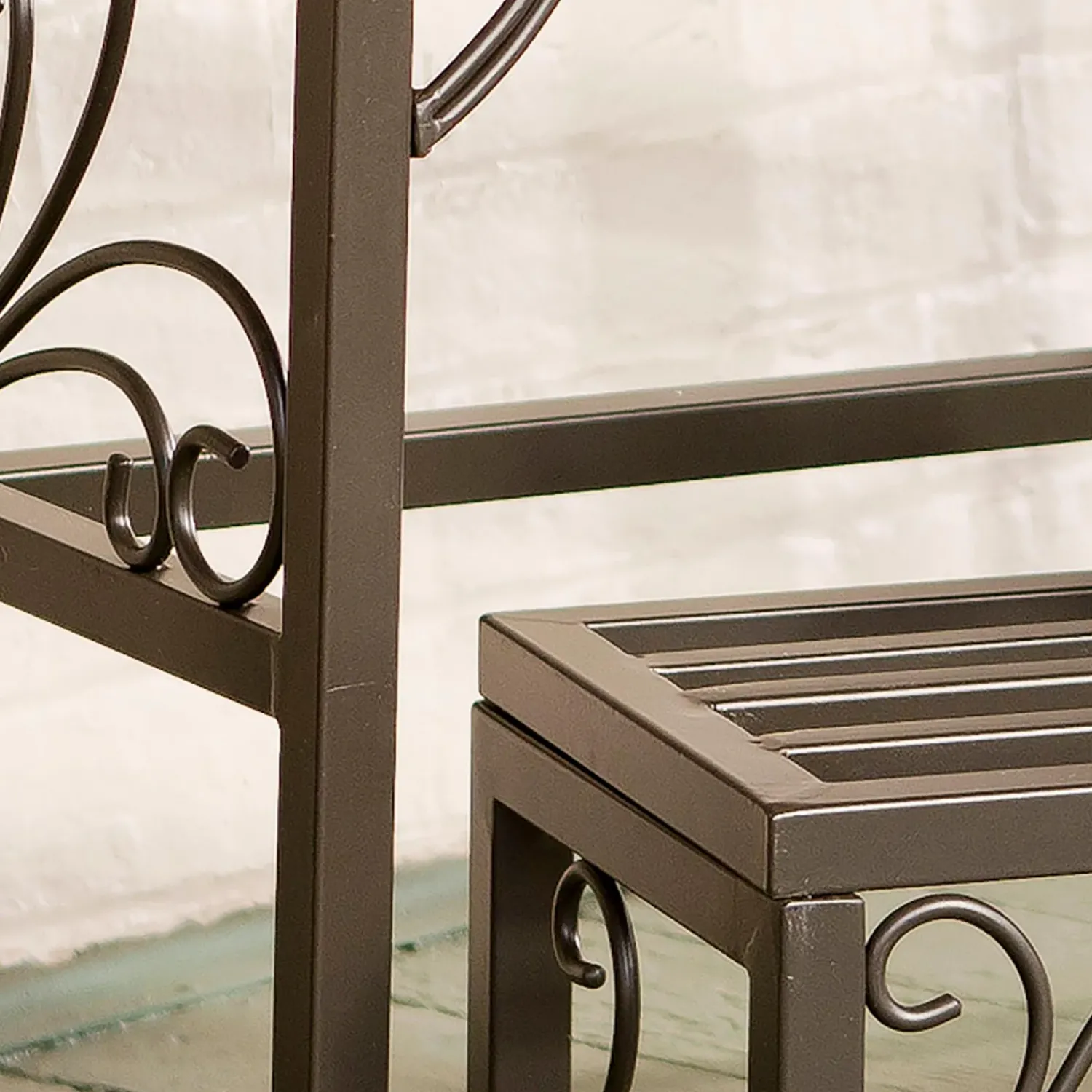 Plow & Hearth Planters & Plant Stands>Nesting Metal Plant Stands, Set of Three
