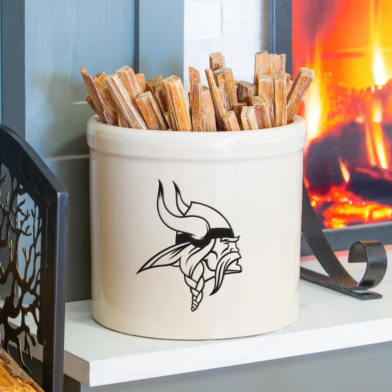 Plow & Hearth Planters & Plant Stands>NFL Team Logo Stoneware Crock