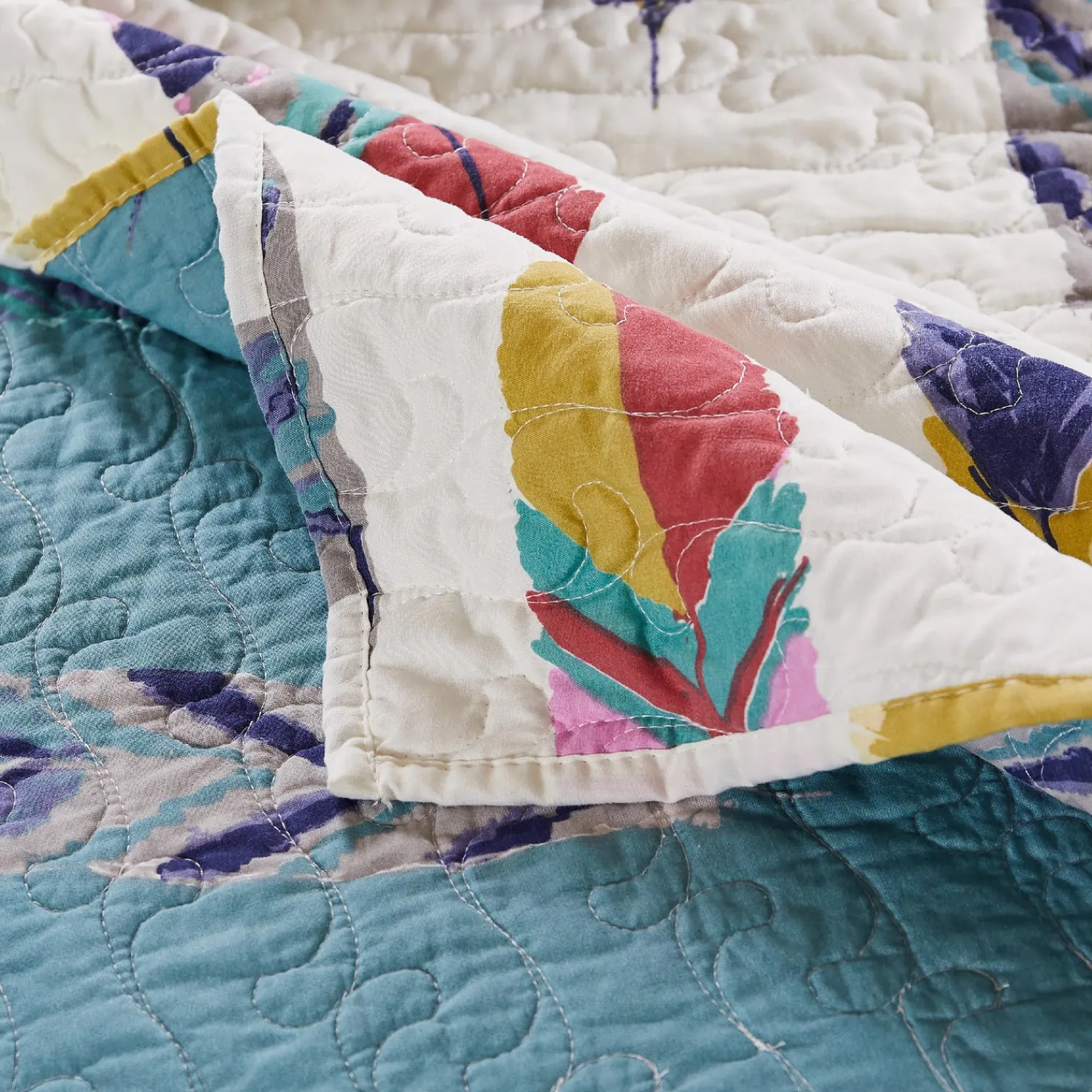 Plow & Hearth Quilts & Bedspreads|Throws & Blankets>Patterned Quilted Throw