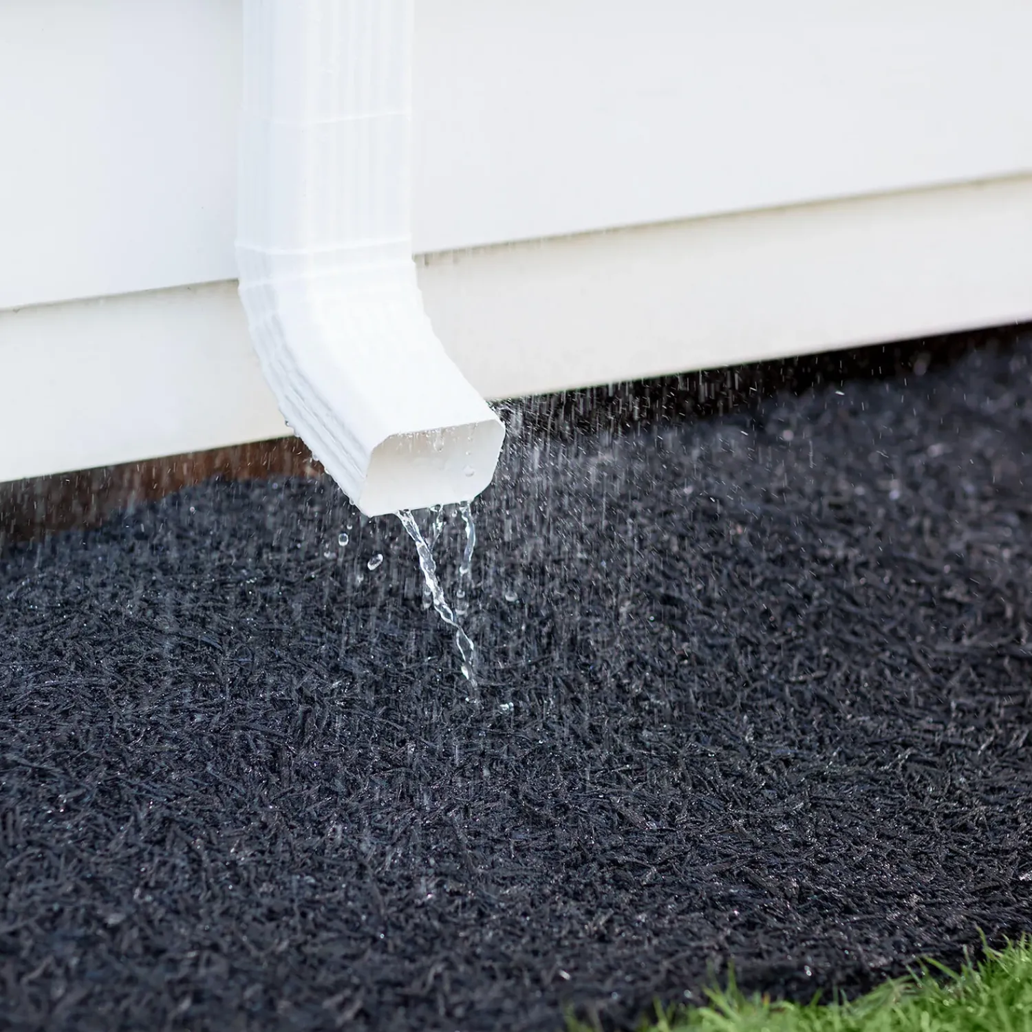 Plow & Hearth Garden Fencing & Edging|Pathways & Stepping Stones>Permanent Mulch Recycled Rubber Pathway