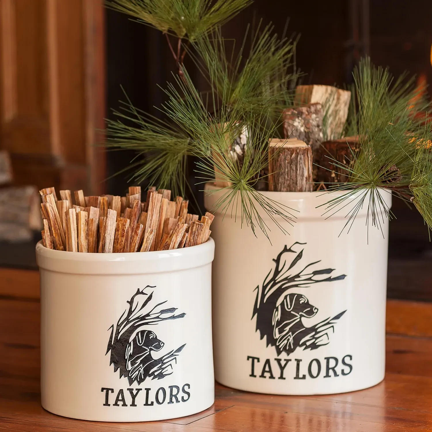 Plow & Hearth Planters & Plant Stands>Personalized Labrador Stoneware Crock, 3 Gallons Black