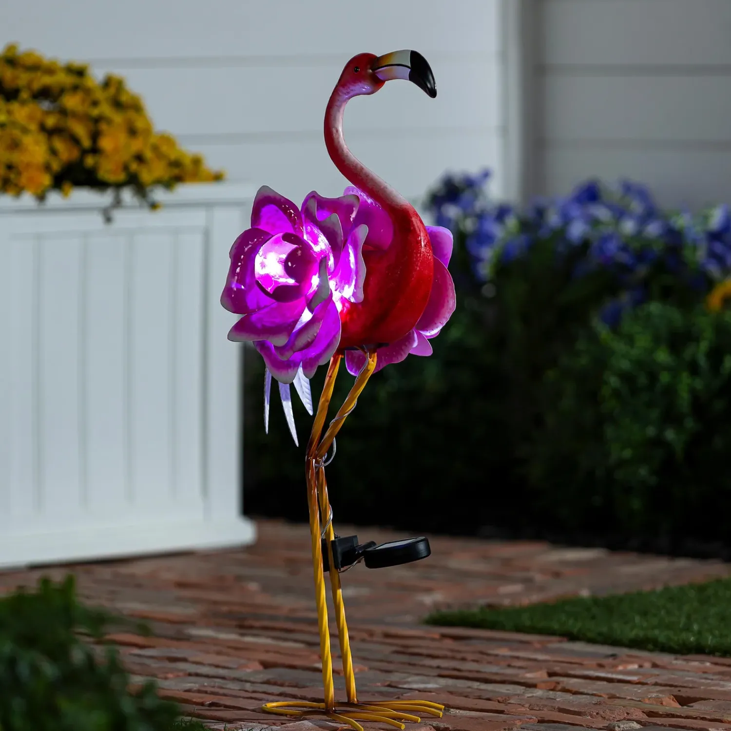 Plow & Hearth Garden Statues>Solar Metal Flamingo With Flower Body, 28"H