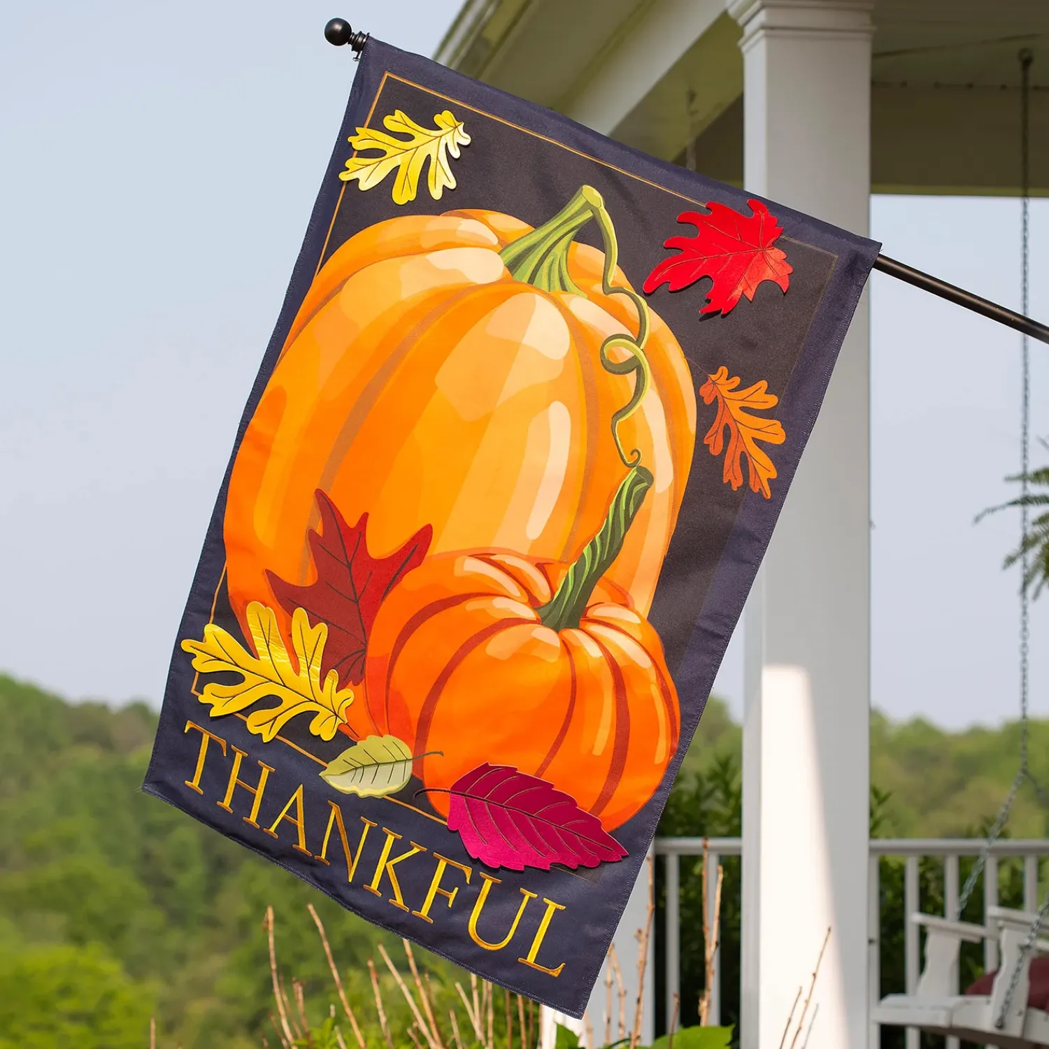 Plow & Hearth House & Estate Flags>Thankful Pumpkins Estate Flag