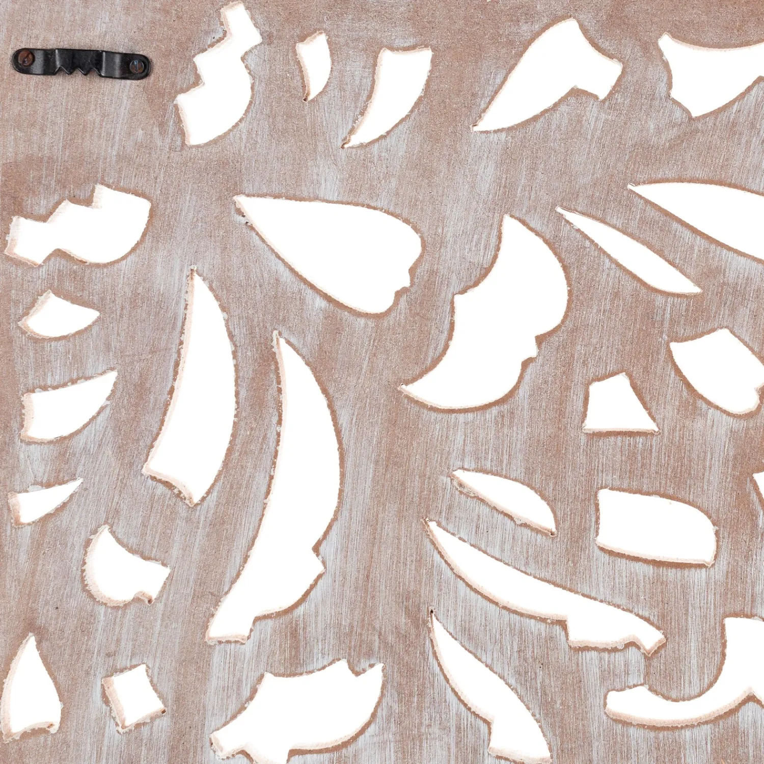 Plow & Hearth Wall Art>Three Panel White Washed Floral Wall Art